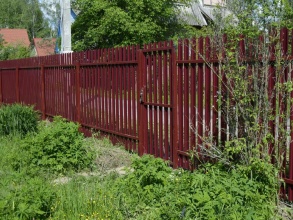 Забор из евроштакетника с утрамбовкой щебнем 73 метра фото под ключ