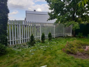 Забор из евроштакетника с забивными столбами 25 метров фото в Лесном